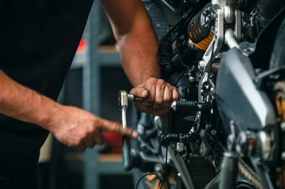 Atelier moto à Houdan